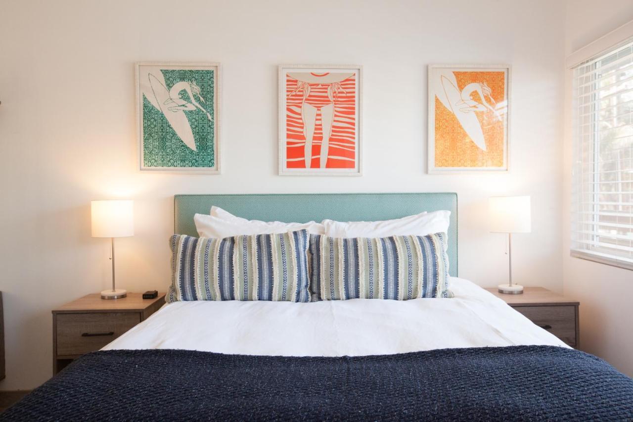 Surfhouse Motel *